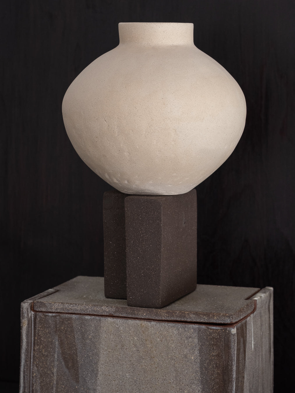 (MV01) Marble Moon Vase