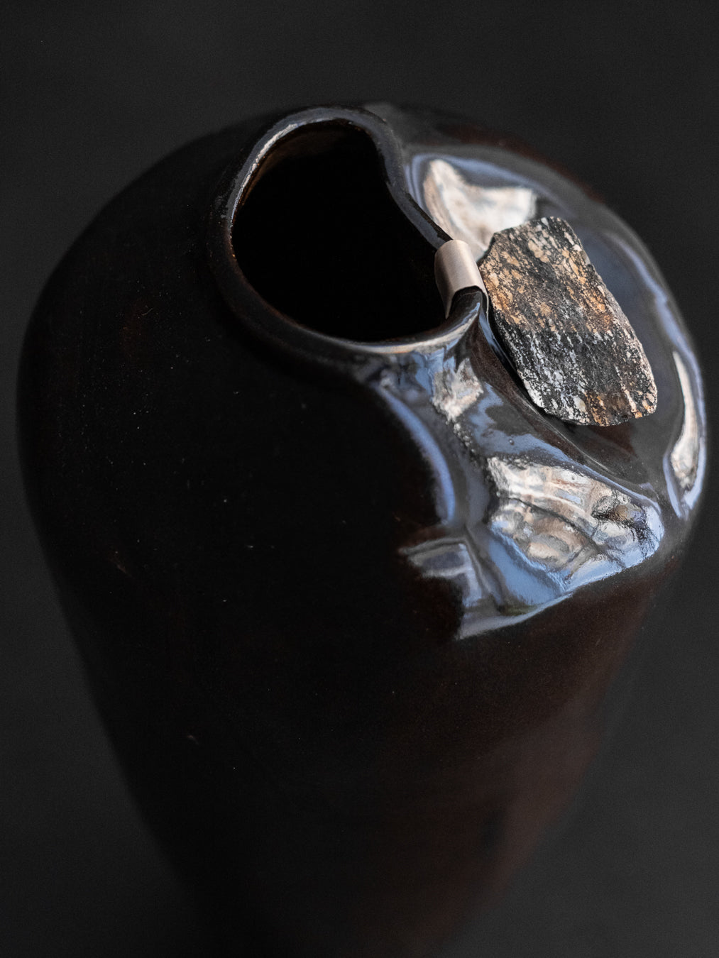 (SVT02) Shape vase