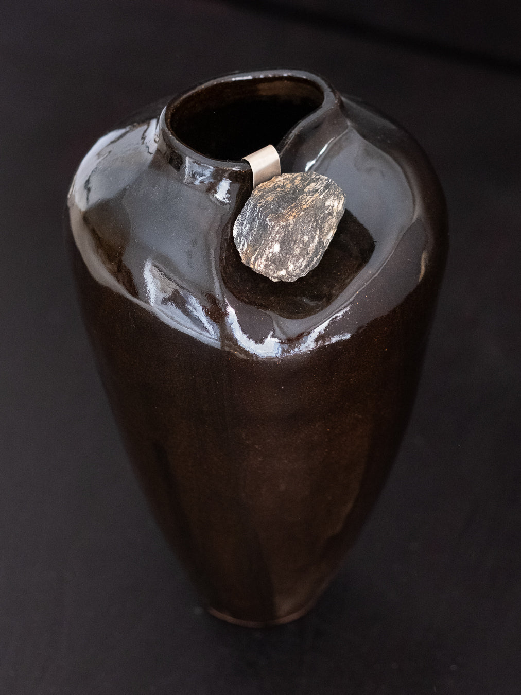 (SVT02) Shape vase