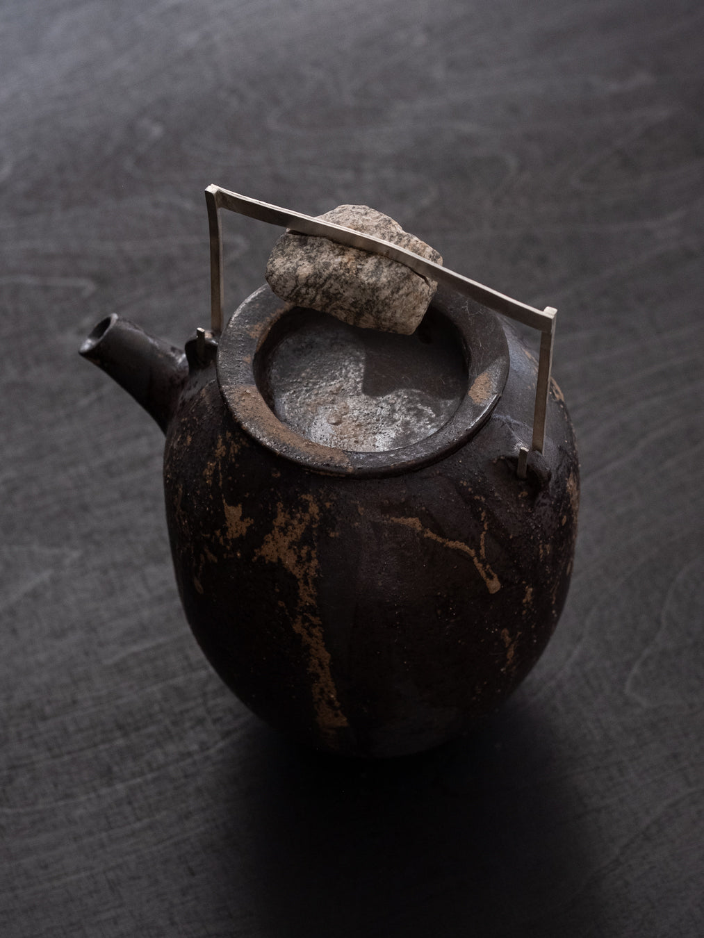 ( ) silver tea pot
