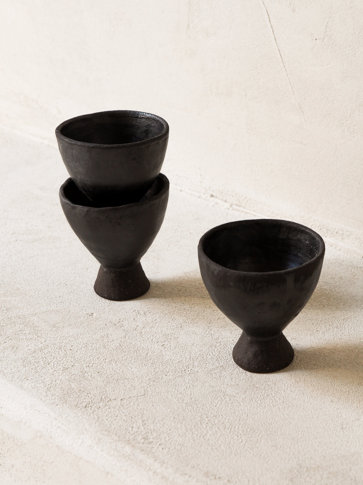 (BG01) Black sand glass