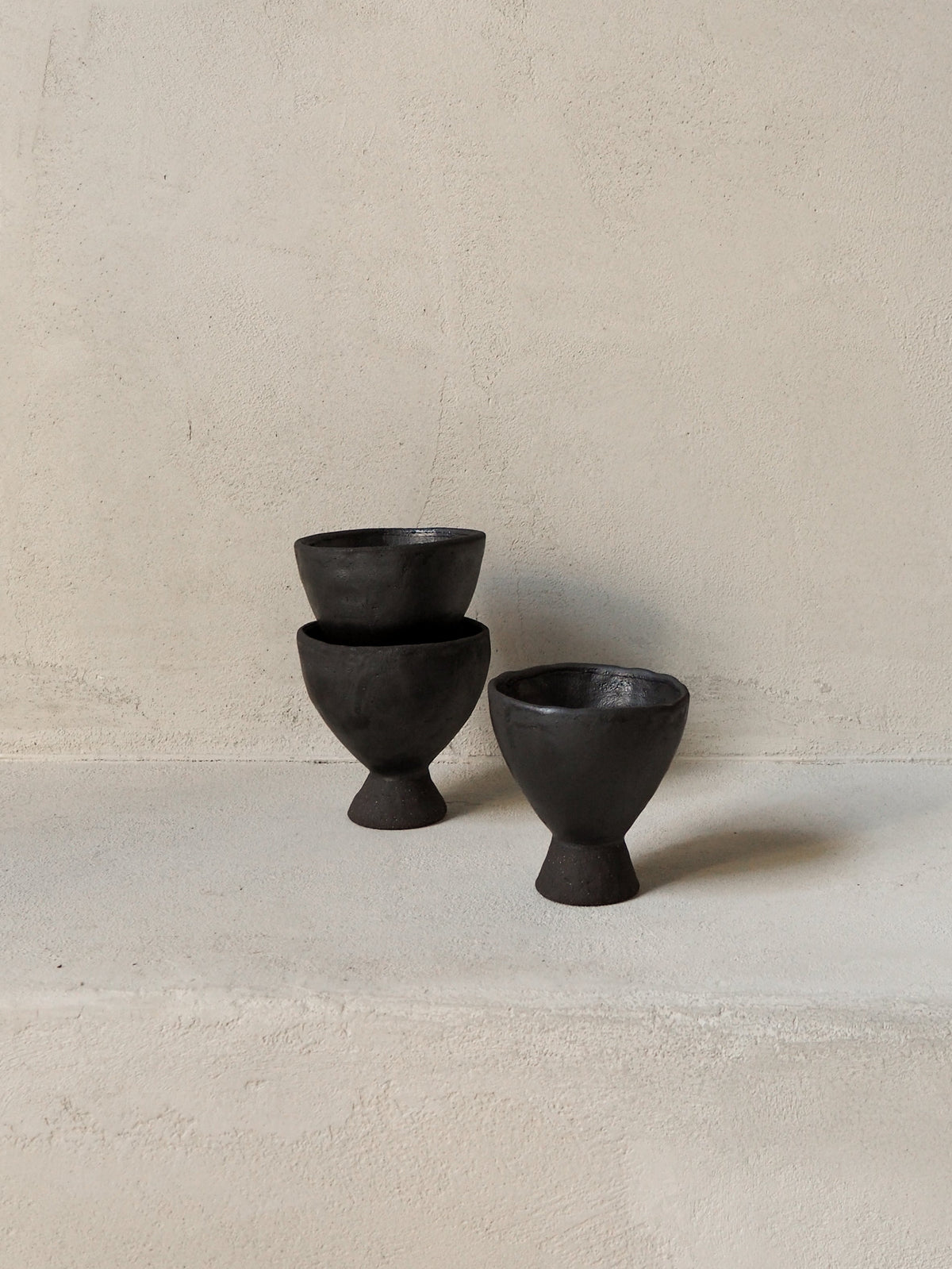 (BG01) Black sand glass