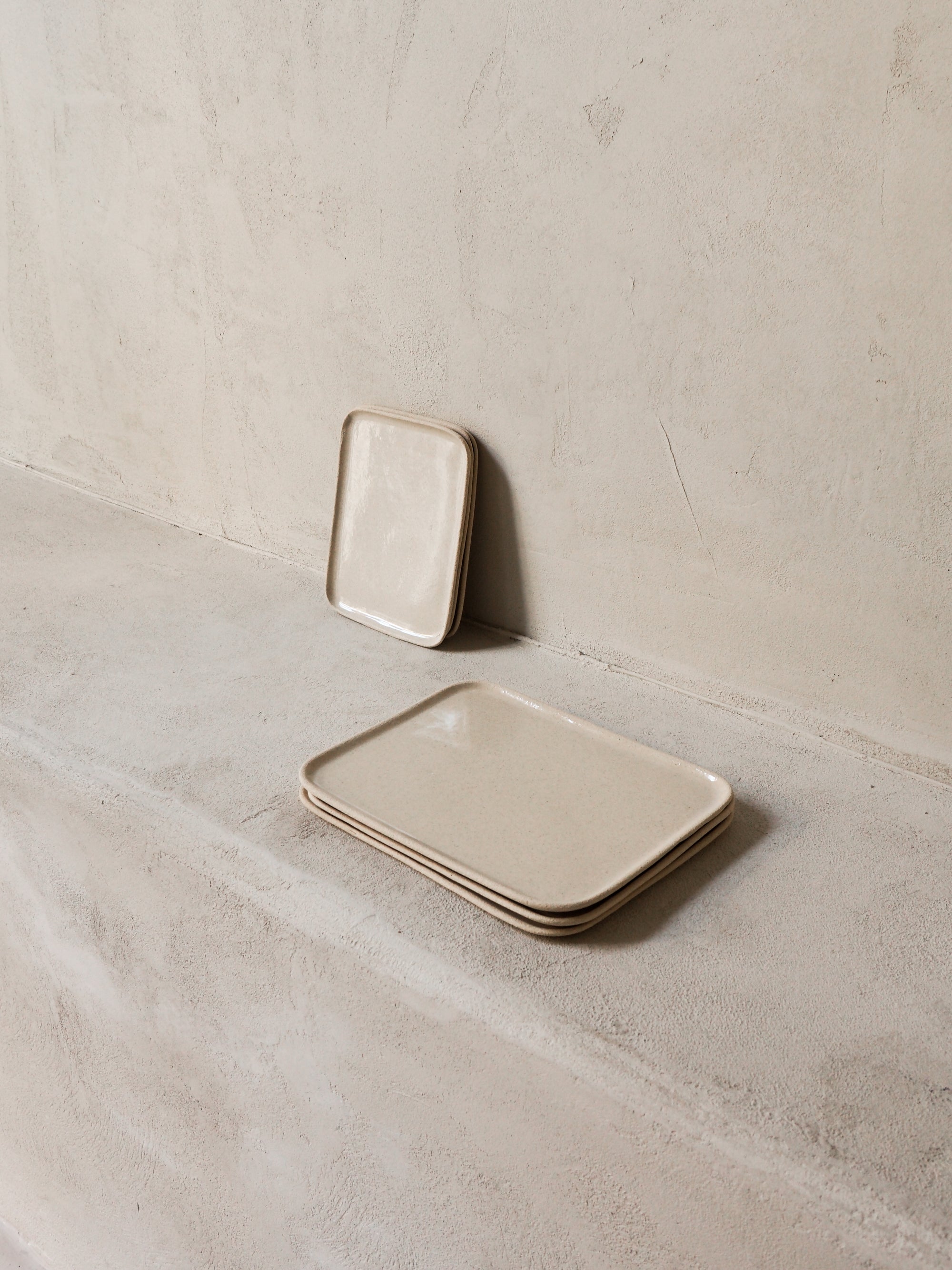 SQUARE PLATE