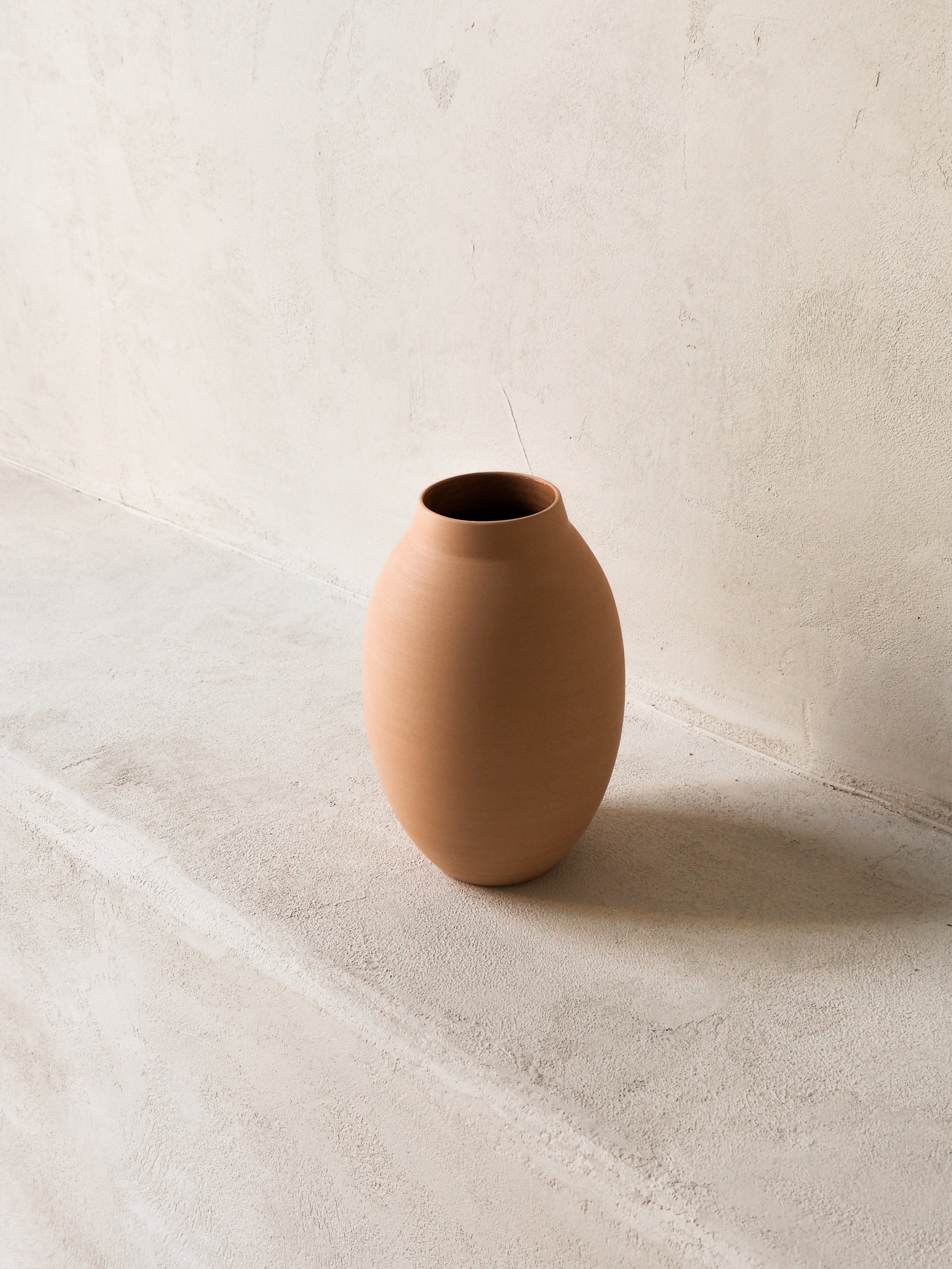 BIG TERRACOTA VASE