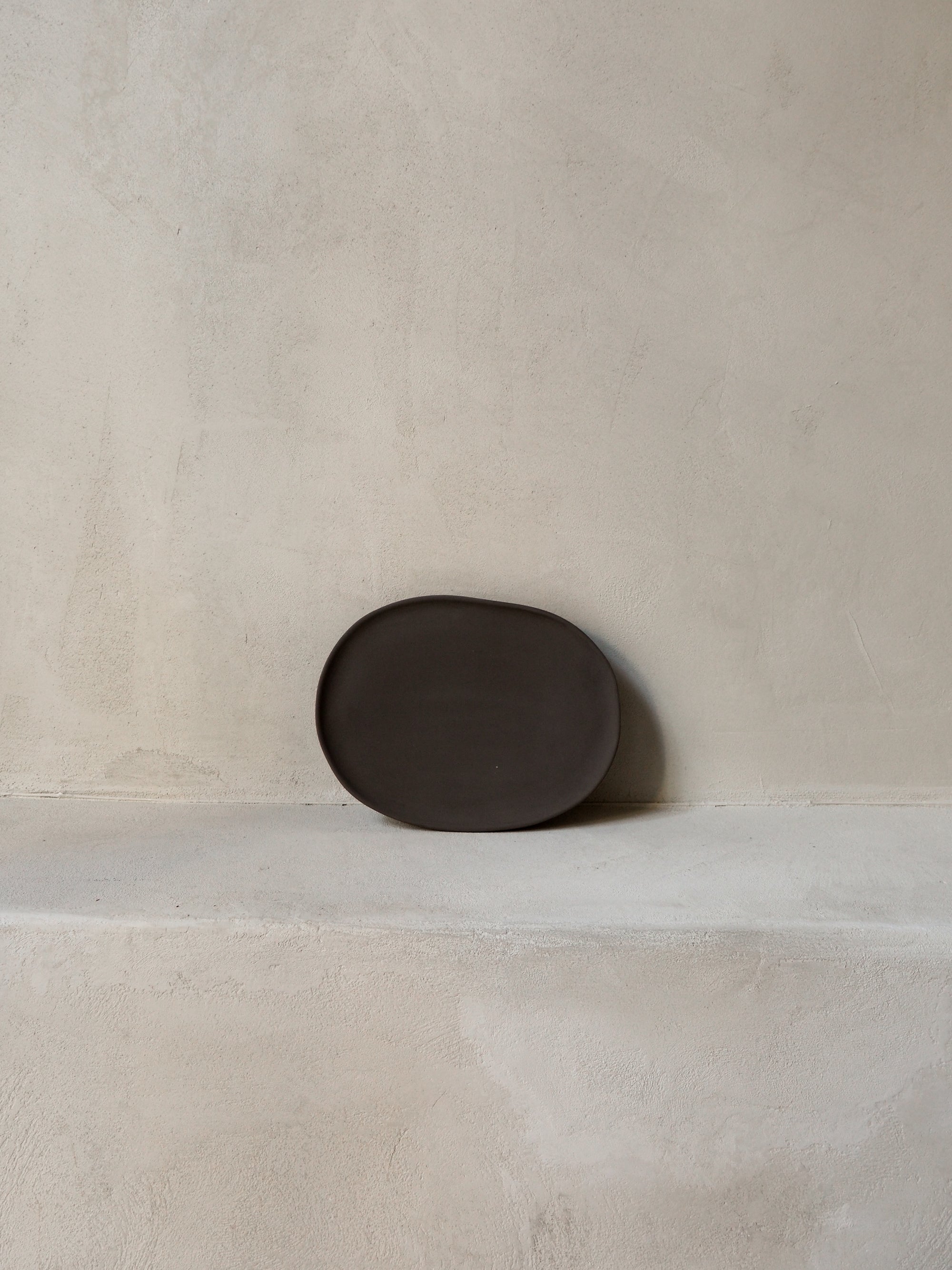 OVAL BLACK TRAY